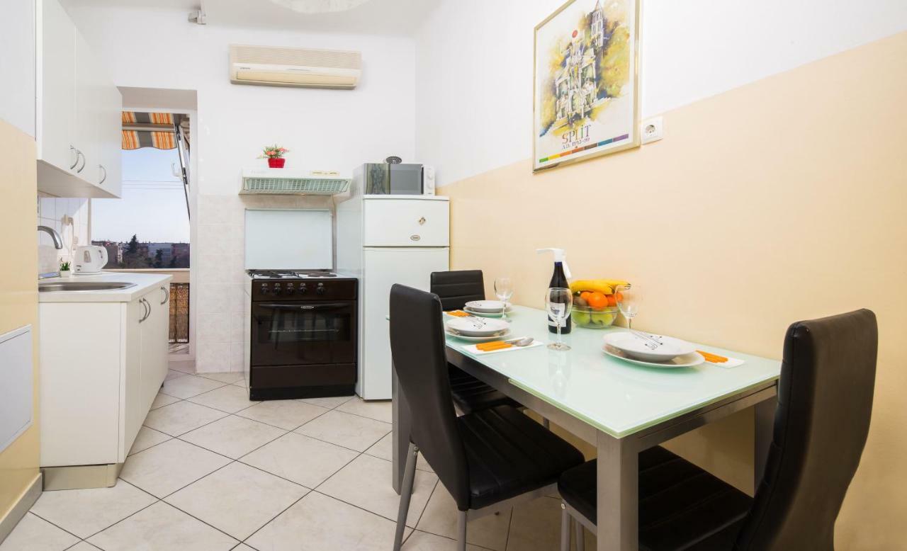 King'S View Apartment Split Bagian luar foto