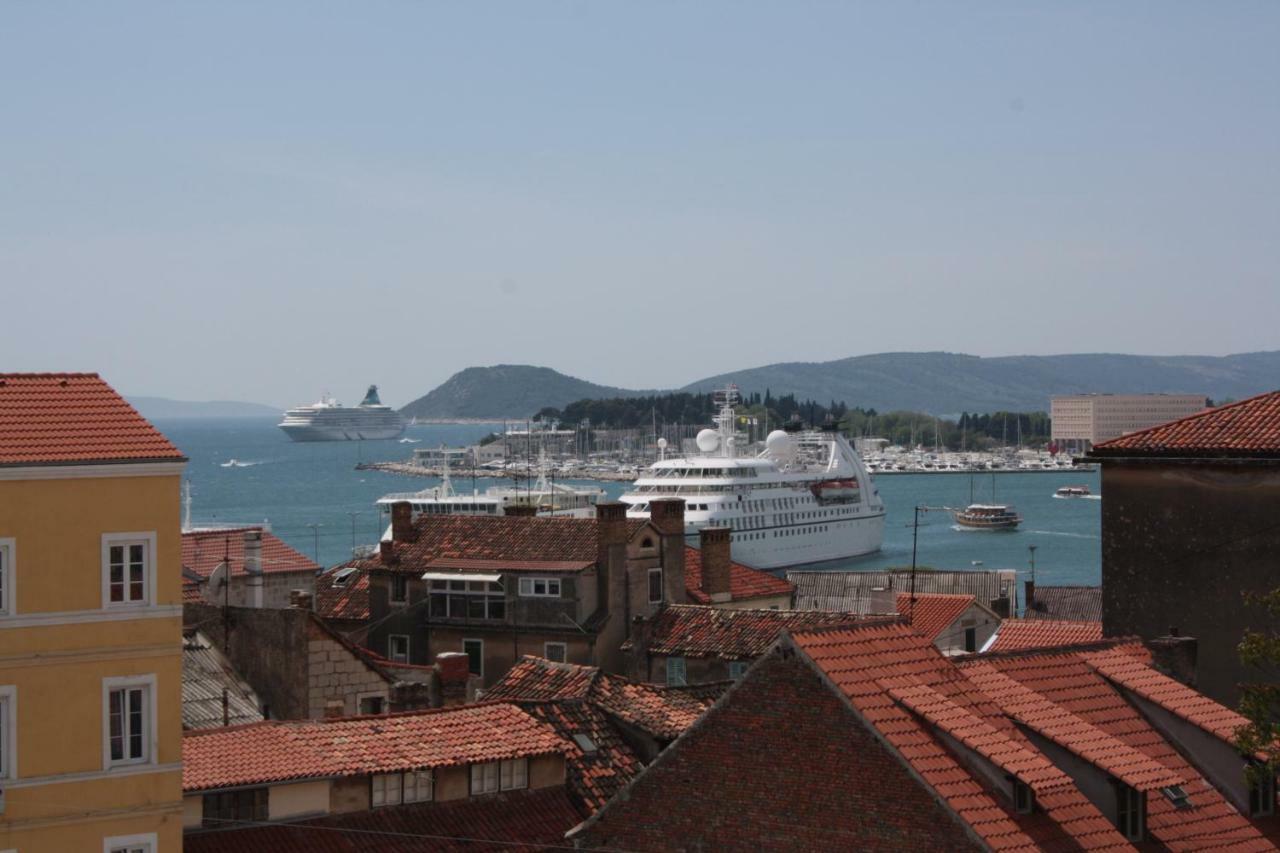 King'S View Apartment Split Bagian luar foto